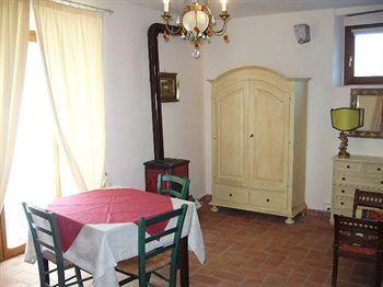 Del Papa Séjour à la ferme